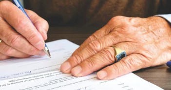 4 phrases the buyers should never write to the sellers