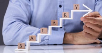 The 3 Essential Things To Bring Up If You Are Negotiating Your Salary!