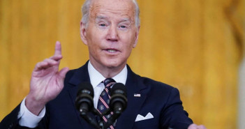U.S. imposes sanctions on Russian banks, sovereign debt and elites after Ukraine invasion U.S. imposes sanctions on Russian banks, sovereign debt and elites after Ukraine invasion