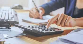 Five tips for financial success in 2022 Five tips for financial success in 2022