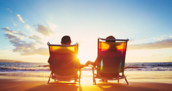 Retirement,Vacation,Concept,,Happy,Mature,Retired,Couple,Enjoying,Beautiful,Sunset