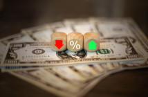 The,Dice,Show,A,Red-green,Arrow.,And,Percentages,On,Dollar