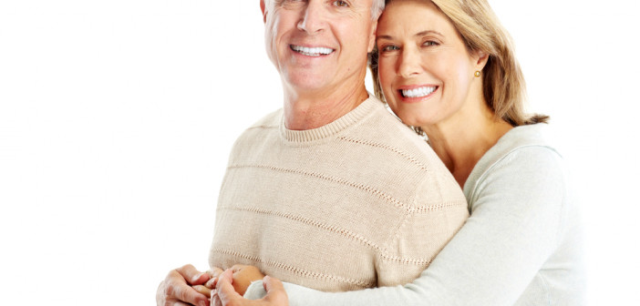 Happy,Seniors,Couple,In,Love.,Isolated,Over,White,Background