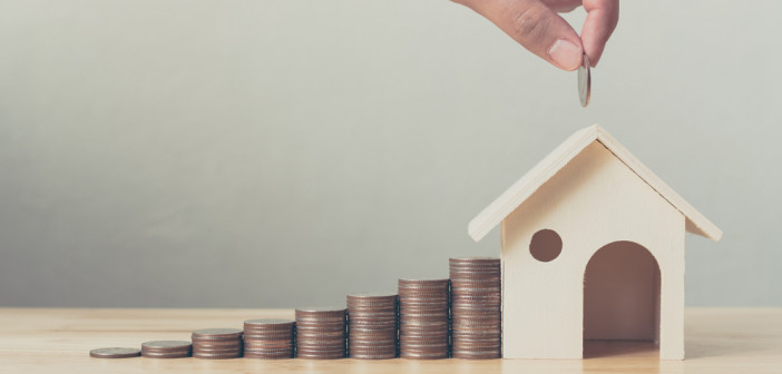 Property,Investment,And,House,Mortgage,Financial,Concept,,Hand,Putting,Money