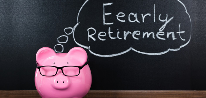 Close-up,Of,Piggybank,With,Retirement,Concept,On,Blackboard