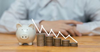Business,Accounting,With,Saving,Money,With,The,Growth,Of,A