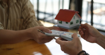 Closed,Up,With,Exchange,Between,Cash,And,House,,Mortgage,And