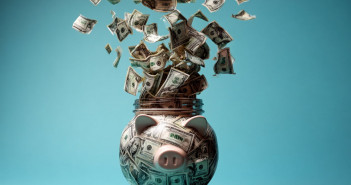 Warren Buffett Explains the Key Investing Tip To Improve Your Financial Future